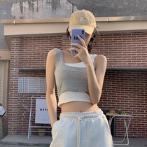 Fake two pieces of sling female Spring and Autumn New Korean version of small vest hanging neck foreign style wearing sexy short navel coat tide