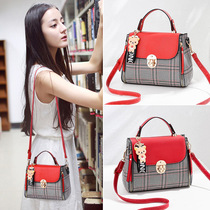 Shanghai Spot Warehouse Guest for Withdrawal Cabinet Qingpu District Ottles Discount Officer Net Leisure Skew Satchel Women Tide