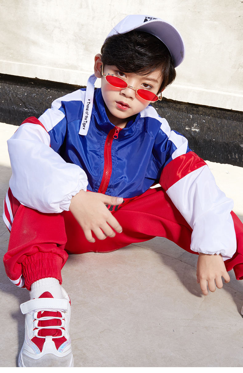 儿童街舞套装男童嘻哈潮秋装少儿hiphop宽松冲锋衣表演服男孩衣服