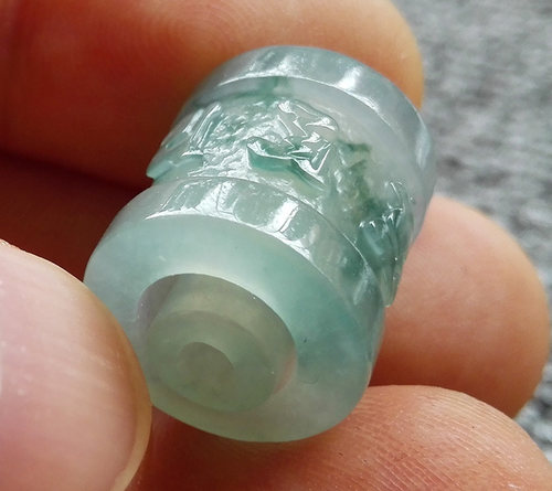 天然a货翡翠冰种飘花路路通 转运珠 桶珠 锁骨链 六字真言 箴言_7折