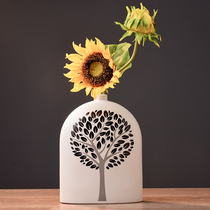 Combination of I and contracted white ceramic vase three - piece creative Nordic furnishing articles, TV ark, wine flowers