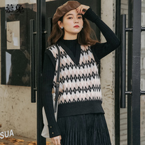 ins horse clip female autumn 2021 New Korean version of loose vneck sweater vest knitted top wear