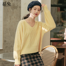 Mori V-neck twist sweater women loose wear autumn and winter 2020 new Korean cocoon pullover sweater top