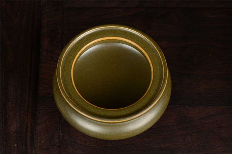 Pianology picking jingdezhen porcelain vases, antique art furnishing articles with sweet tea at the end of the round tripod censer head