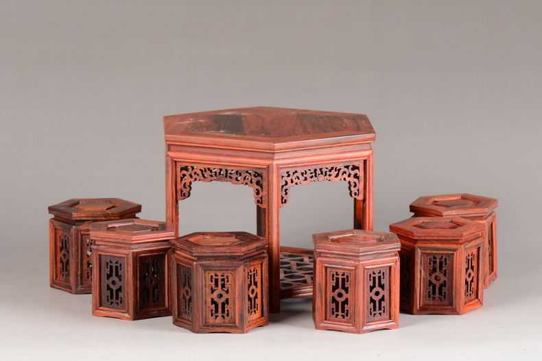 Red wood carving handicraft furnishing articles ceramic tea pot - base acid miniature furniture in the Ming and the qing dynasties, the six - party table model