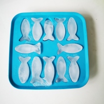 IKEA domestic Prasti ice grid ice mold Creative ice cube making box Ice maker Ice cube model