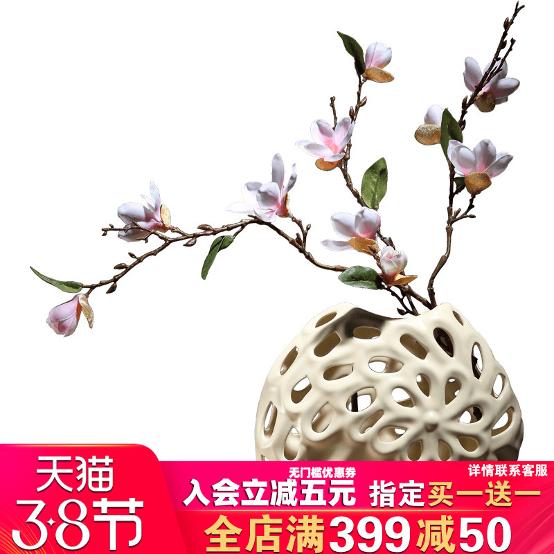 Simulation flower furnishing articles table, TV ark, ceramic vases, dried flowers sitting room decoration of modern home decoration, small and pure and fresh