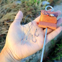 The Chia Fish Double Hook Line Group Suit King Octab Hooks the new yellow Spurs hooked up to the crooked mouth hook to insert the sprump hook