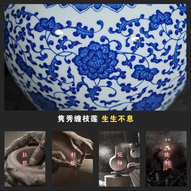 Jingdezhen ceramics antique flower arrangement of blue and white porcelain vase Chinese style furnishing articles contracted household act the role ofing is tasted the sitting room of handicraft
