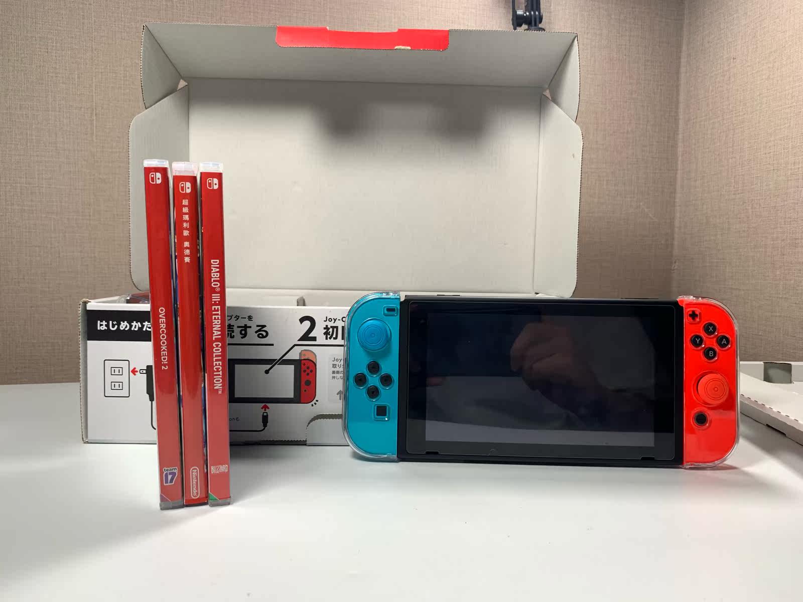 任天堂switch 日版95新 带三游戏 详情