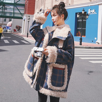 Plaid lamb coat female winter little man Korean loose retro plus velvet thickened ring wool cotton coat tide ins