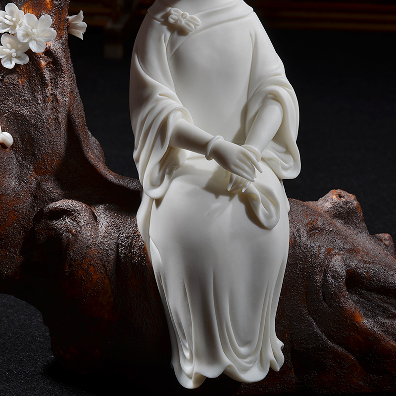 The east mud dehua white porcelain ceramic its art furnishing articles sitting room TV ark, home decoration/fragrance