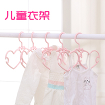 Japanese childrens hanger plastic baby baby hanger newborn household clothes hanger