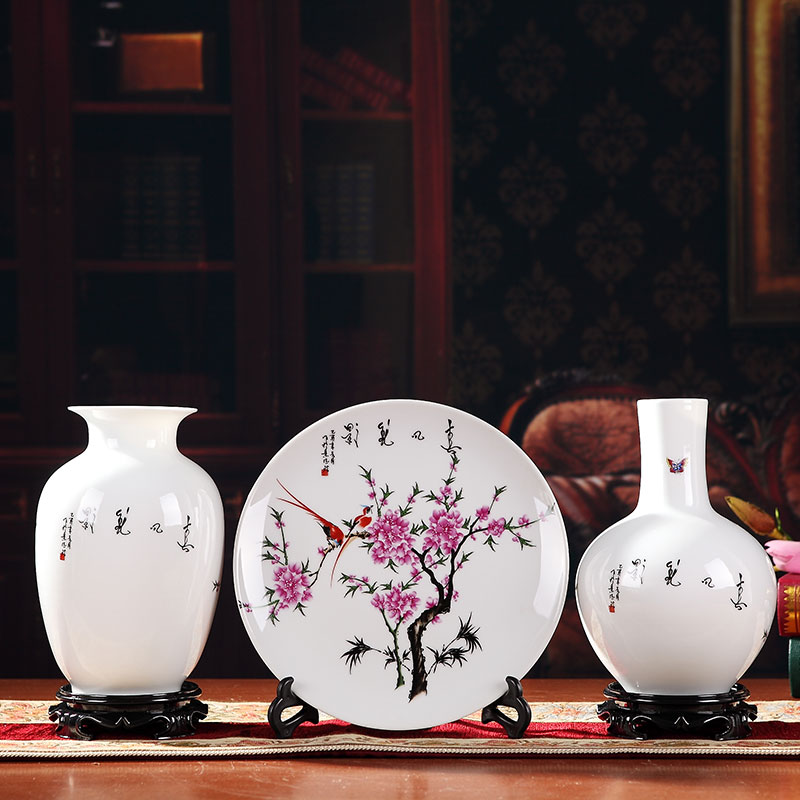 Three - piece suit of jingdezhen ceramics, vases, I and contracted home furnishing articles sitting room the size of flower arranging decorative arts and crafts