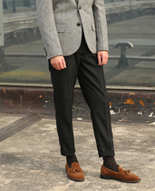 Autumn and winter new European and American mens wool slim-fitting small feet single pleated nine-point trousers British retro black rummage west