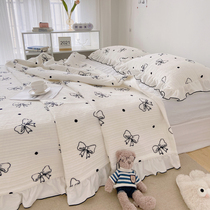 Black & White Series Milk Suede Bed Cover Three Four Sets Autumn Winter Faller Cotton Quilted Bed Linen Single Piece Bed