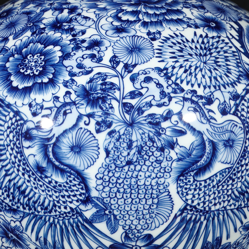 Jingdezhen ceramics imitation qianlong hand - made phoenix Chinese blue and white porcelain vase gift sitting room adornment is placed