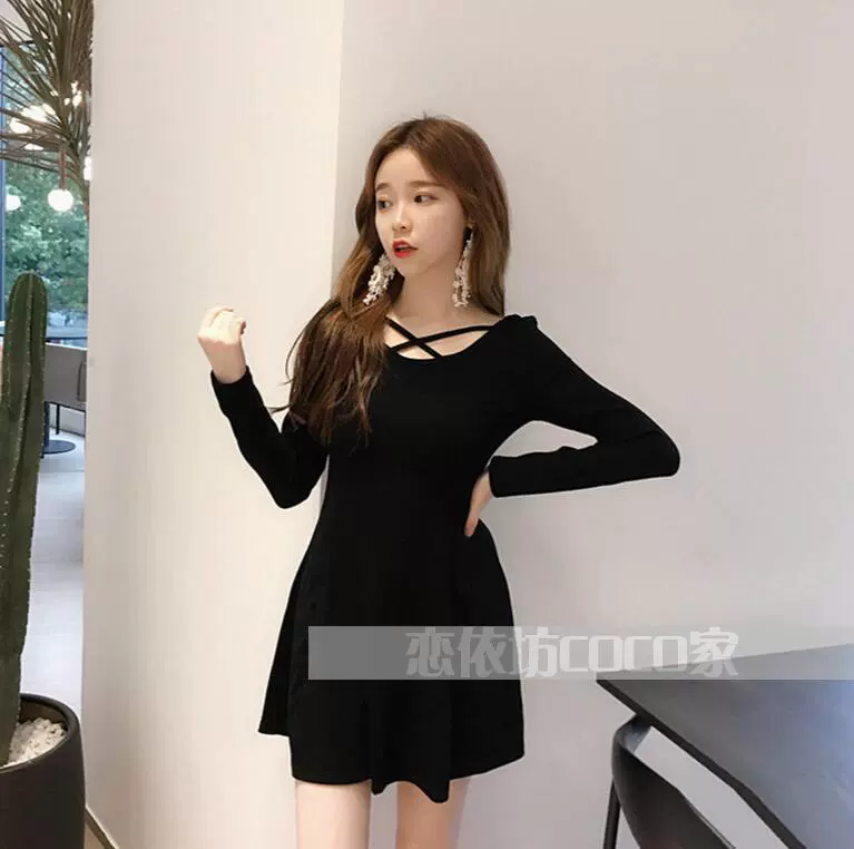 Lianyifang kích thước lớn tùy chỉnh Phiên bản Hàn Quốc của eo cao giảm béo cẩn thận máy chéo dài tay áo đáy váy đầm xoay lớn mùa thu và mùa đông - Váy eo cao