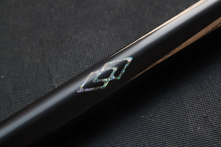 【奥达运动专营店】正品lp台球杆公爵01独挺通杆英式小头斯诺克球杆黑