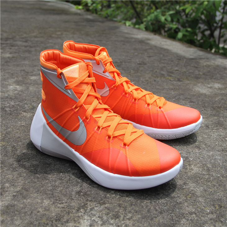 特价nikehyperdunk2015篮球鞋749562600400749646303808