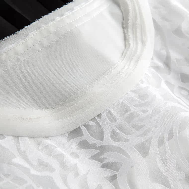拉夏贝尔拉贝缇2015夏新款 时尚黑白撞色短袖收腰连衣裙 60003161