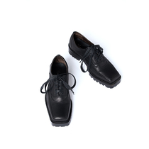 VAPOURBLUE niche original design dark square toe unisex mens and womens same style heightened leather shoes