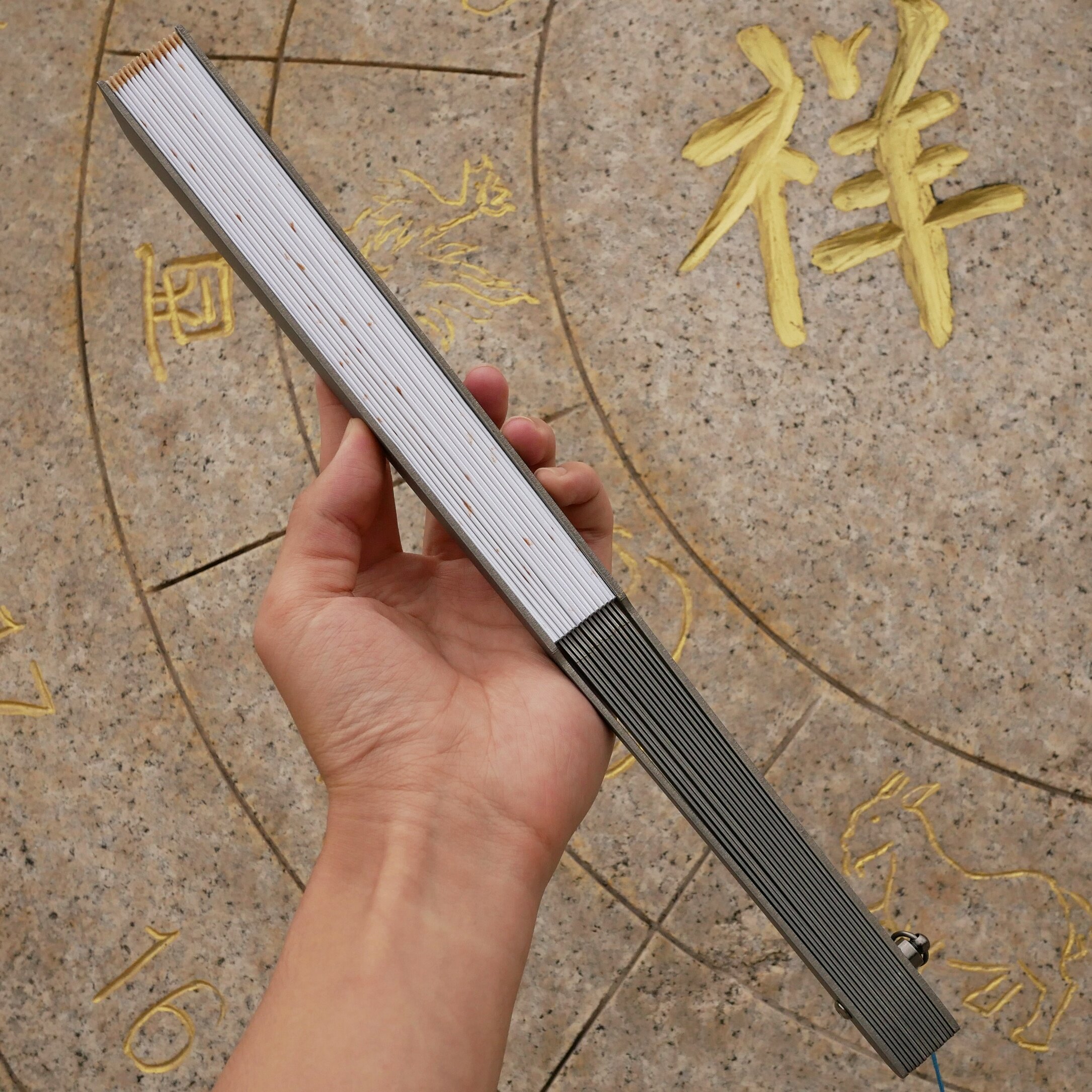 古方钛合金十寸十五方折叠扇子太极功夫玩转花式防身破窗便携武器