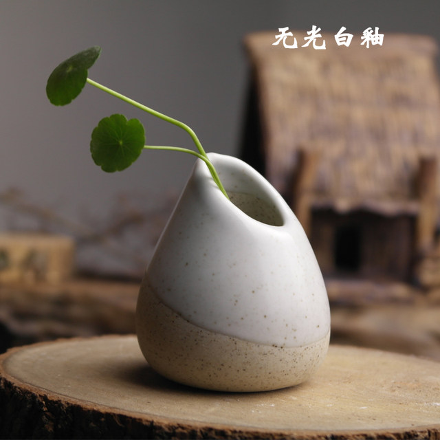 Jingdezhen Ceramic jewelry ornaments creative home gardening flowers into a vase trumpet treasurer recommended Genius Jingdezhen Ceramic jewelry ornaments creative home gardening flowers into a vase trumpet treasurer recommended Genius