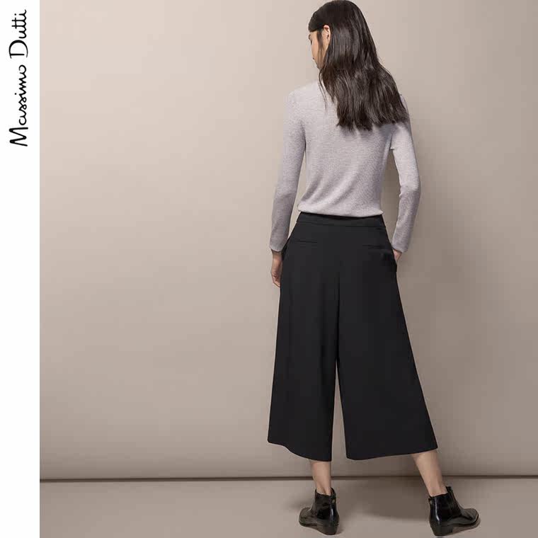 Massimo Dutti 女装 黑色打褶齐膝短裤 05080571800