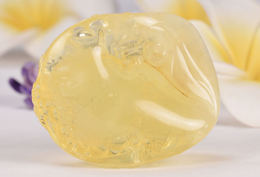 37.47克 纯天然顶级琥珀 金珀三足金蟾挂件#0979