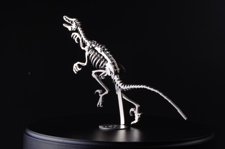 侏罗纪恐龙 迅猛龙 送展示盒 钢魔像神兽不锈钢全金属恐龙模型 - 其他