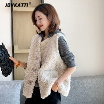 JOVKATTI is a high-quality lamb fluffy vest woman wearing fur and a short shoulder coat woman