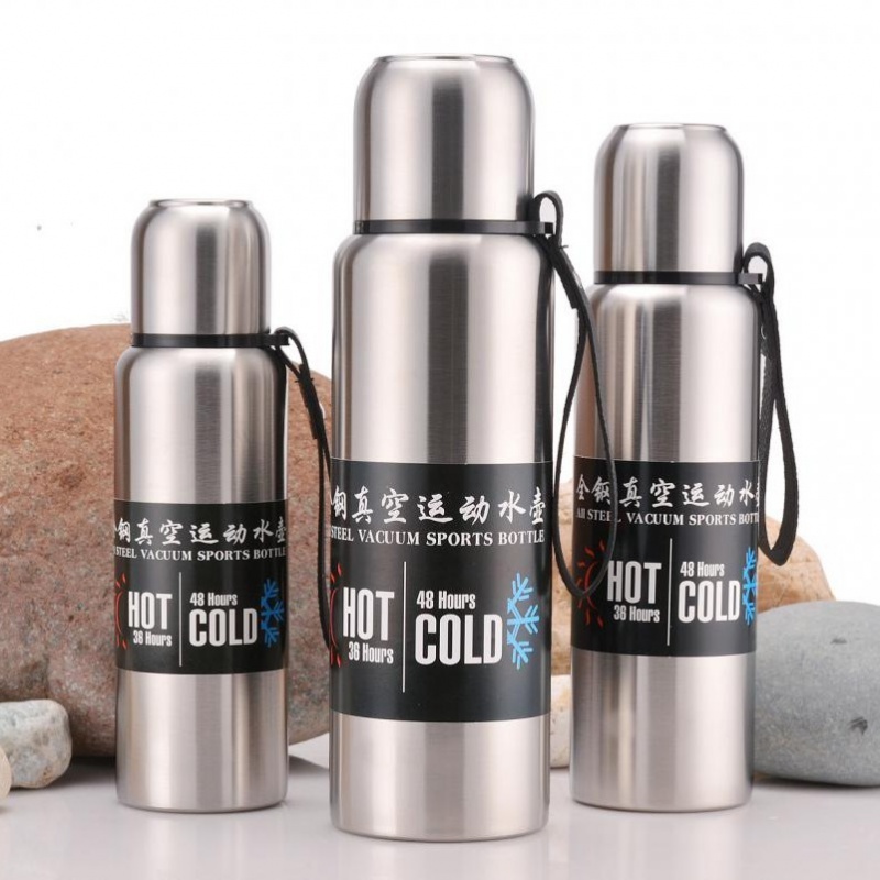 All steel, stainless steel vacuum cup 304 is suing sports bottle is natural man capacity portable tea cup lettering