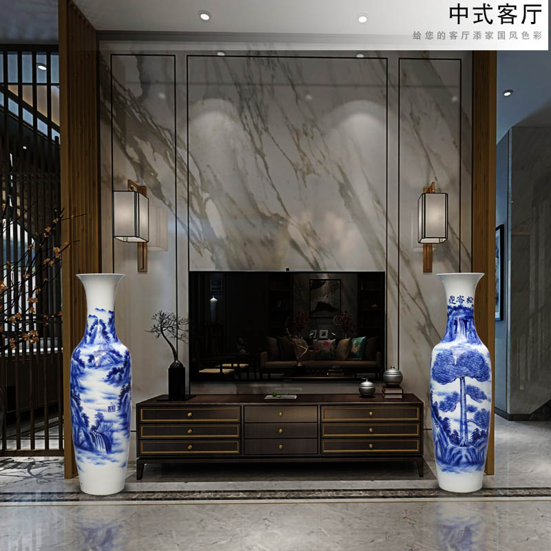 Jingdezhen blue and white porcelain hand - made guest - the greeting pine of large vase place to live in the living room TV cabinet ceramic decoration