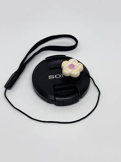 렌즈 커버 방지 방지 로프 귀여운 만화 캐논 소니 Fuji Nikon 마이크로 싱글 SR 카메라 렌즈 커버에 적합합니다. 렌즈 커버 방지 방지 로프 귀여운 만화 캐논 소니 Fuji Nikon 마이크로 싱글 SR 카메라 렌즈 커버에 적합합니다.