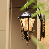 Solar wall lamp European outdoor waterproof home garden lamp American outdoor terrace landscape courtyard gate wall lamp
