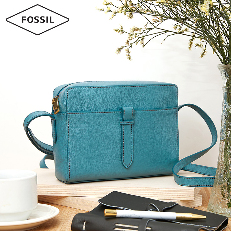 Fossil2019春夏新款文艺简约舒适牛皮单肩斜挎包女包SHB2076 Fossil2019春夏新款文艺简约舒适牛皮单肩斜挎包女包SHB2076