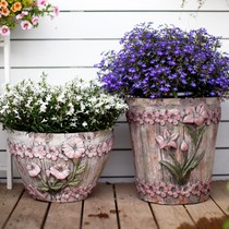 Outdoor creative balcony large caliber courtyard retro creativity simple cement network red meat monthly garden decoration