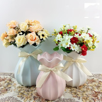 Wedding vase ornament flower pair Wedding vase ornament flower pair Wedding room Wedding vase ornament flower pair fake flower