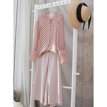 Yi dance costume Yangko costume ethnic costume