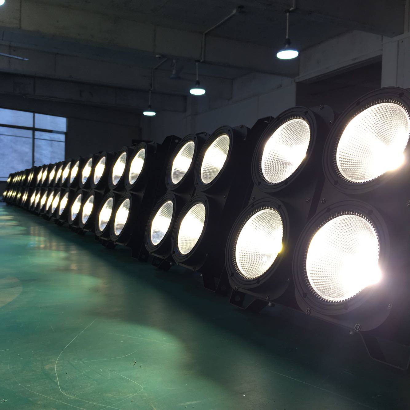 舞台cob面光灯三基色染色灯双色可调台面大型影视灯舞台灯防水灯