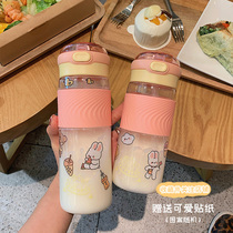 Large-capacity outdoor portable sports hand cups for men and women students leak-proof and drop-proof plastic water cups high-value simple cups