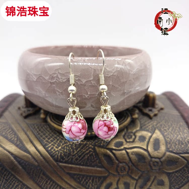 Chinese wind checking ceramic jewelry national wind restoring ancient ways is blue and white porcelain earrings earrings female temperament contracted joker