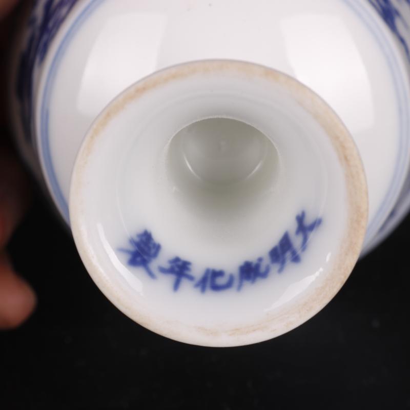 In blue and white YunLongWen best cup antique handicrafts, household of Chinese style China antique curio collection