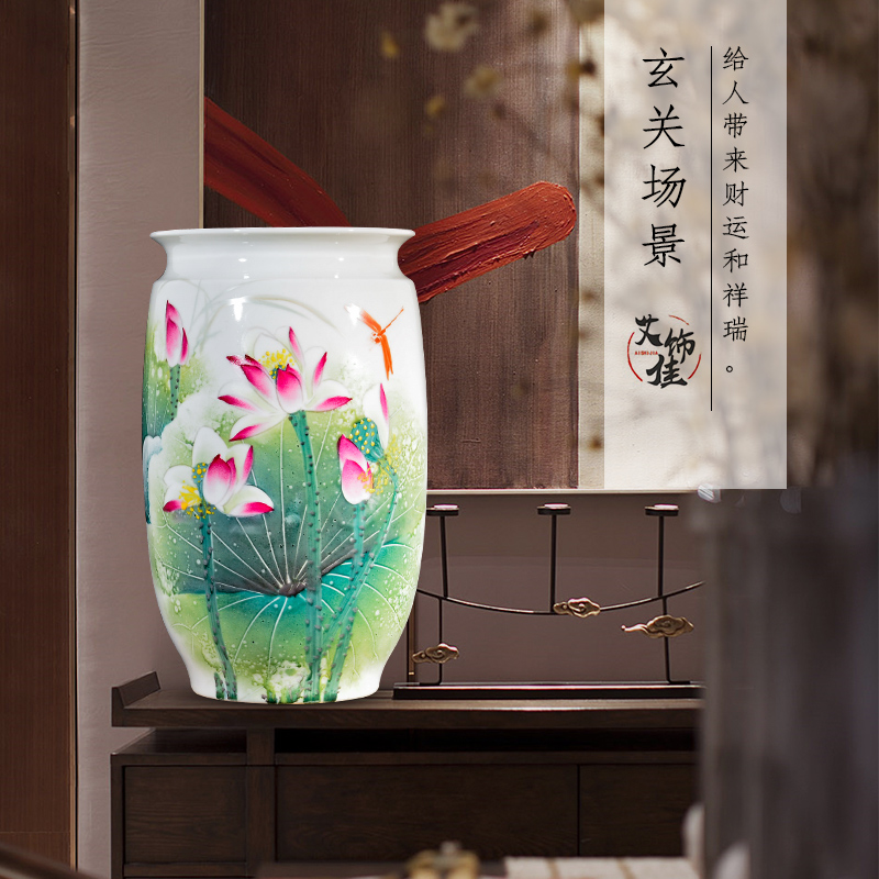 Jingdezhen ceramics vase furnishing articles sitting room hand lotus flower arranging flower implement new Chinese porcelain decorative arts and crafts