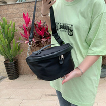 New Head Layer Bull Leather Chest Bag Women Ins Tide Skew Satchel 100 Hitch Chain Purse Fashion Single Shoulder Bag Genders Universal