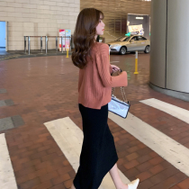 Pregnant women autumn dress suit Nursing out fashion autumn and winter Korean version knitted cardigan vest long dress two-piece set