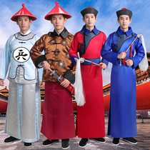 Ancient soldiers clothes too overdressed with knife waiter with knife waiter The guard of the Qing Dynasty Gong Gong Costume Palace Retro of the Qing Dynasty