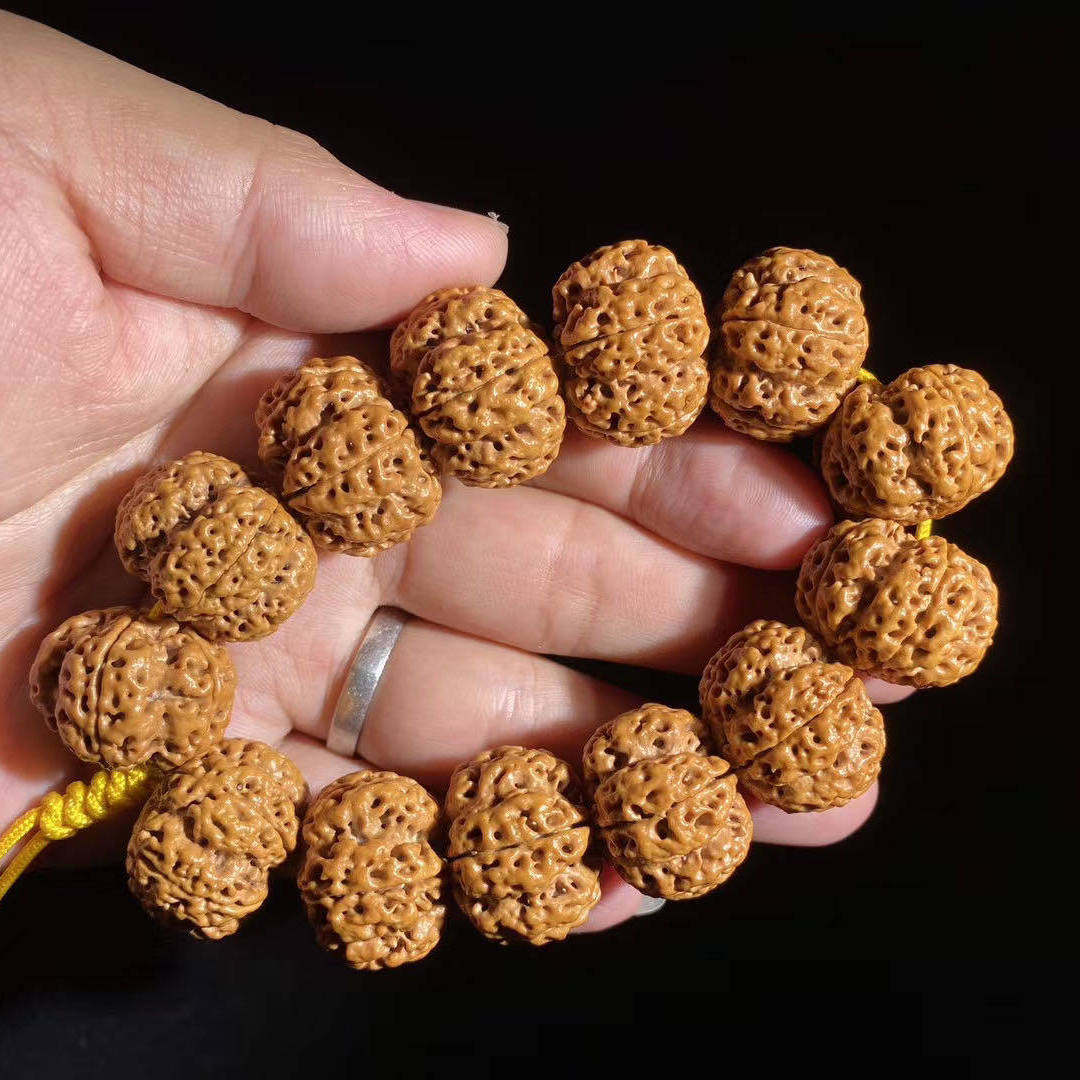 毕业级尼泊尔5星蜂王双龙巨肉金刚五瓣大金刚菩提子散籽手串手持