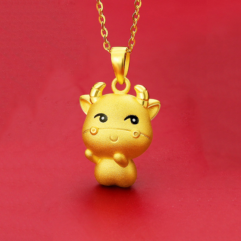 花好玉缘生肖福牛本命年项链吊坠女时尚黄金色牛牛吊坠项链女